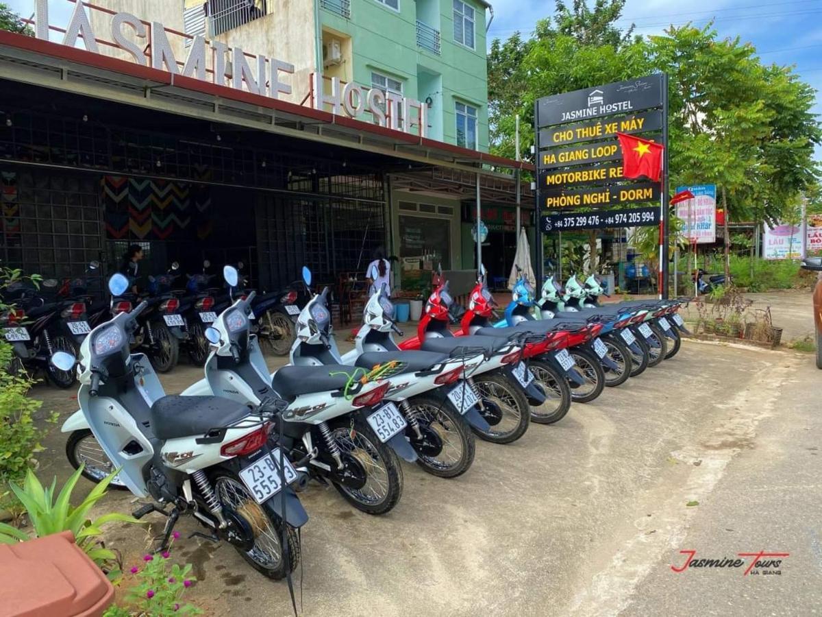 Jasmine Hostel And Motorbike Tours Hà Giang Eksteriør billede